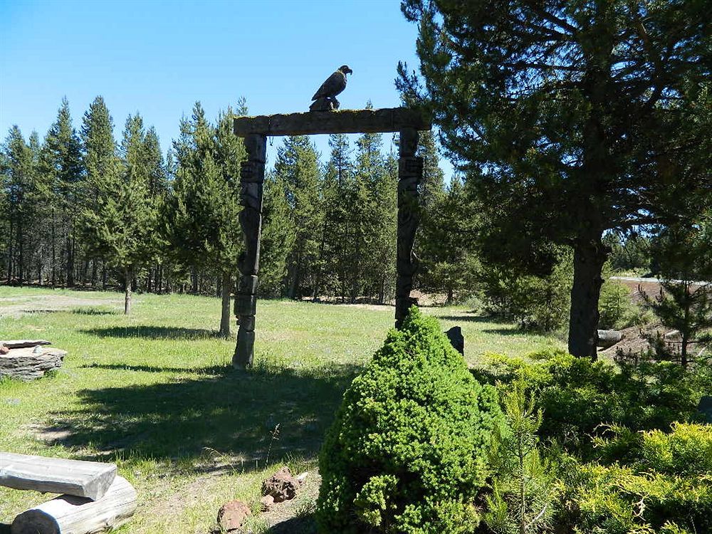 Eagle Crater Lake Inn Chemult Exterior photo